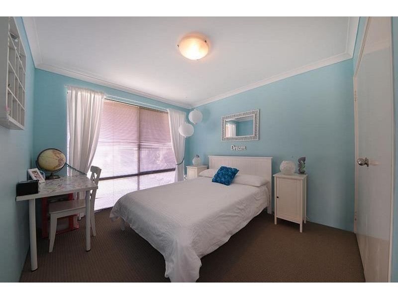 23 Lareema Gardens, Banksia Grove WA 6031