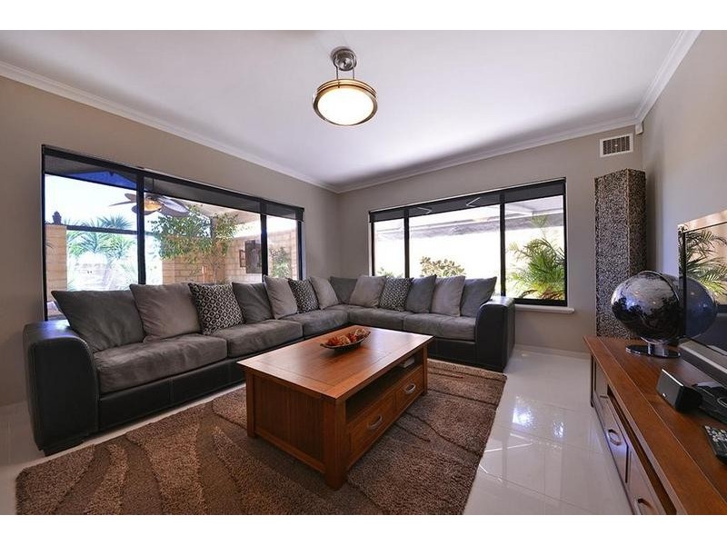 5 Strudwick Street, Tapping WA 6065