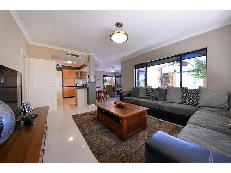 5 Strudwick Street, Tapping WA 6065