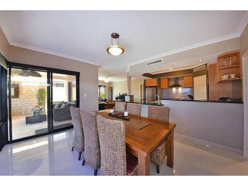 5 Strudwick Street, Tapping WA 6065