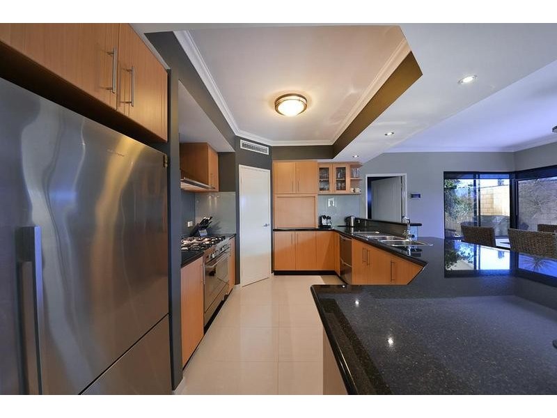 5 Strudwick Street, Tapping WA 6065