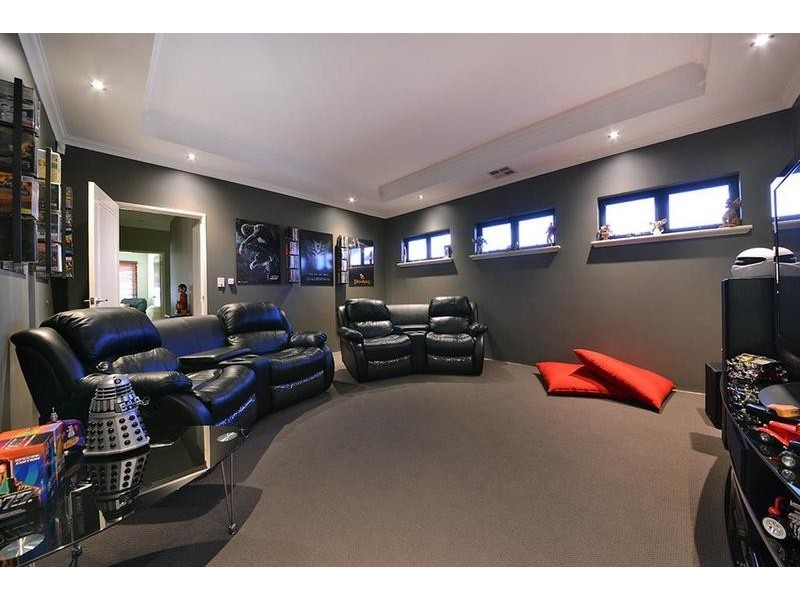 5 Strudwick Street, Tapping WA 6065