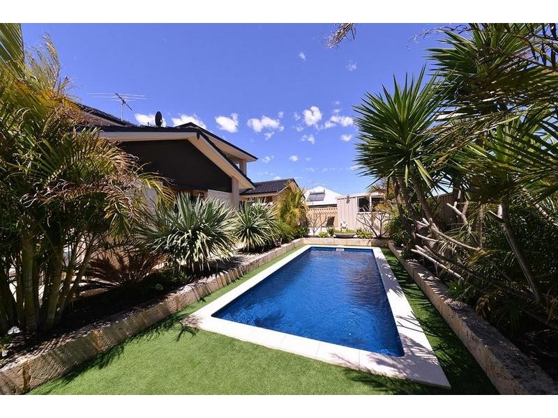 5 Strudwick Street, Tapping WA 6065