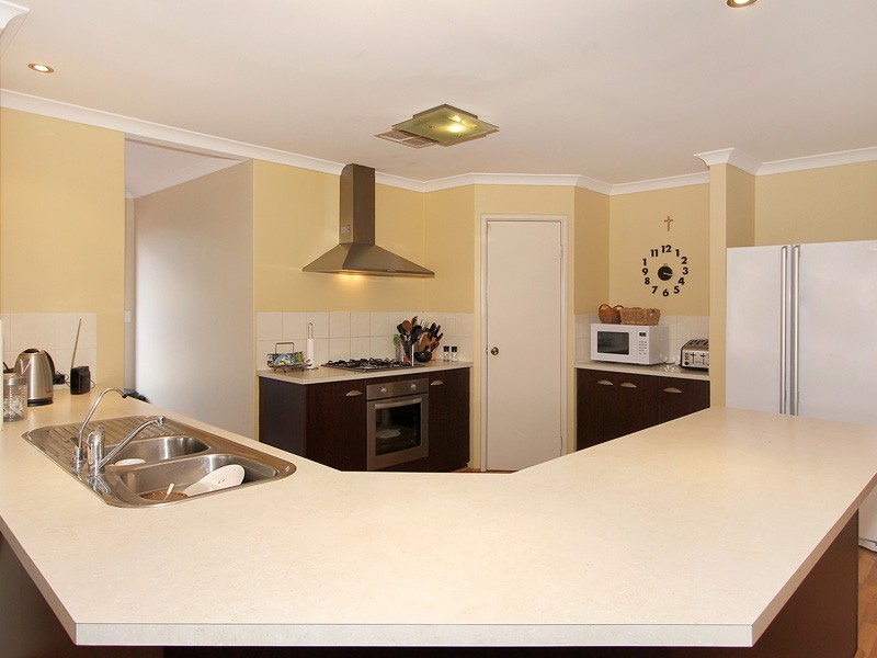 36 Shepperton Drive, Butler WA 6036