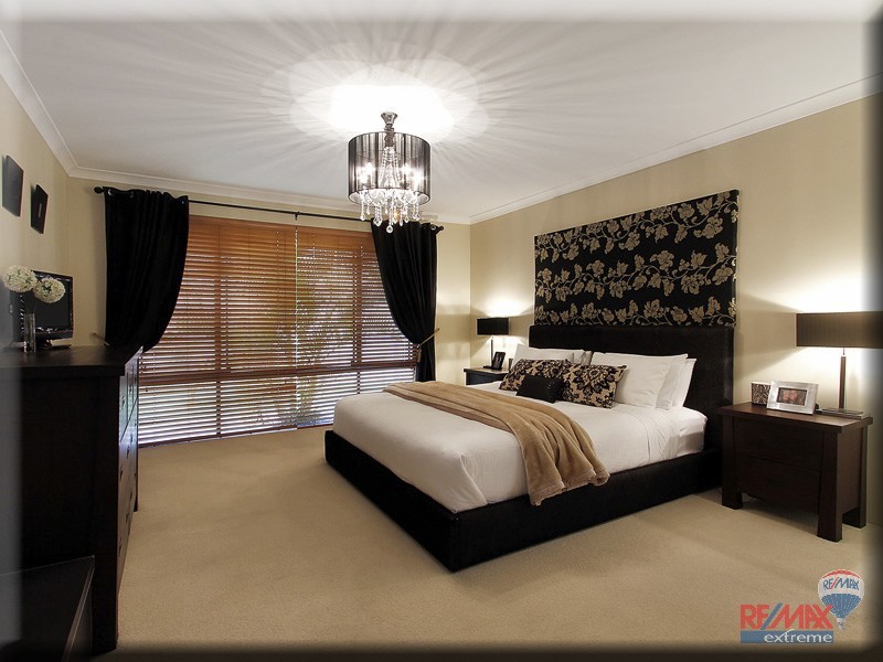 15 Fordwich Street, Butler WA 6036