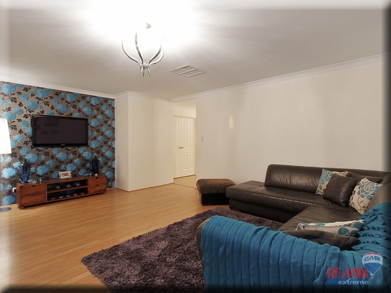 15 Fordwich Street, Butler WA 6036