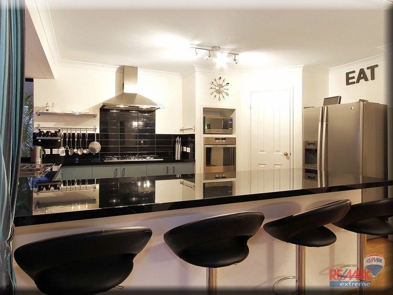 15 Fordwich Street, Butler WA 6036