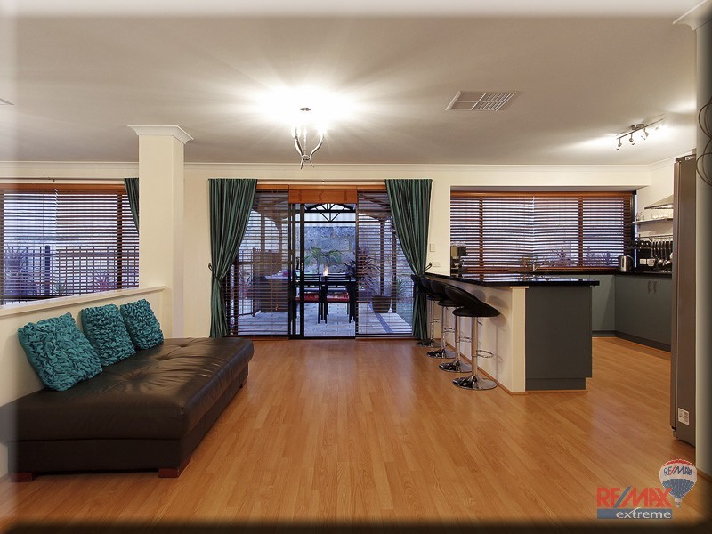 15 Fordwich Street, Butler WA 6036