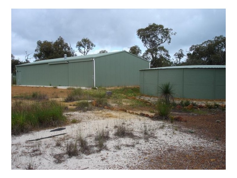 25 Pipe Lily Way, Lower Chittering WA 6084