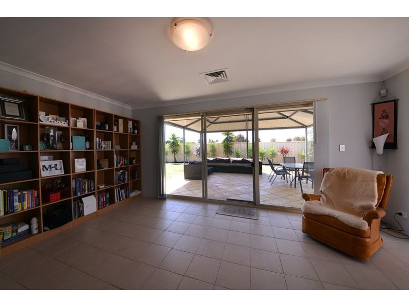 9 Tortorici Ave, Sinagra WA 6065