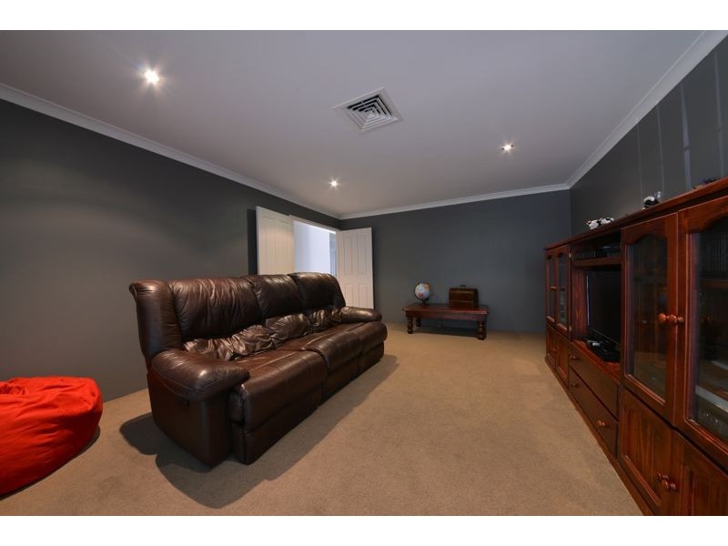 9 Tortorici Ave, Sinagra WA 6065