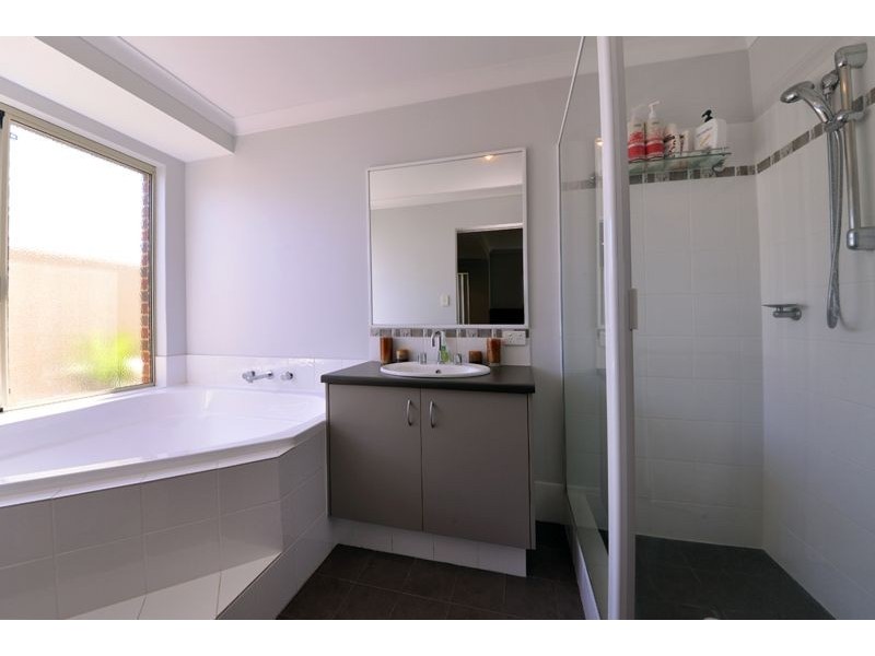 9 Tortorici Ave, Sinagra WA 6065