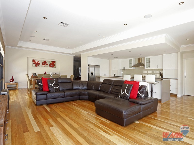 19 Lillico Ave, Burns Beach WA 6028