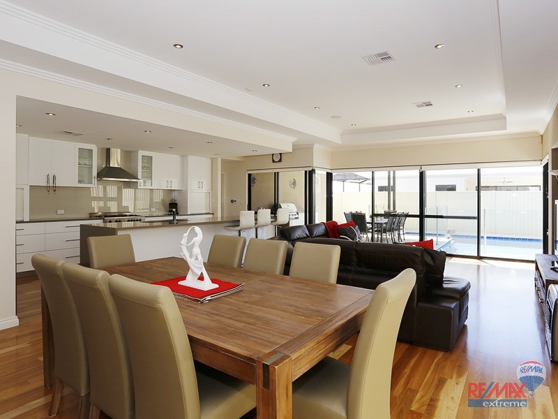 19 Lillico Ave, Burns Beach WA 6028