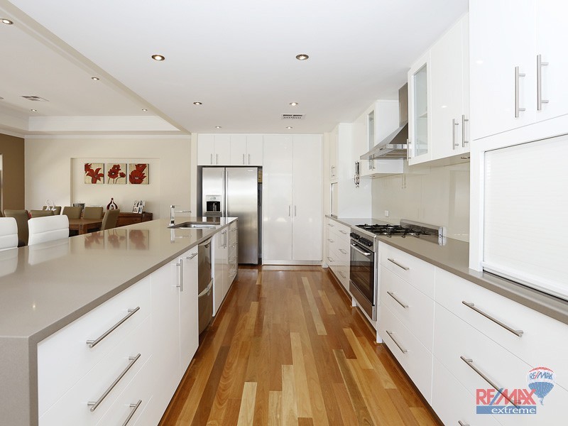 19 Lillico Ave, Burns Beach WA 6028