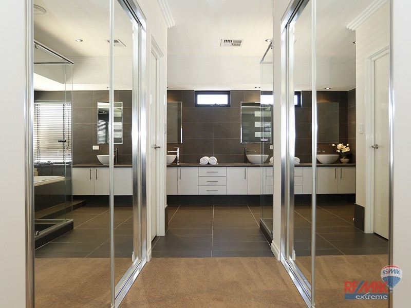 19 Lillico Ave, Burns Beach WA 6028