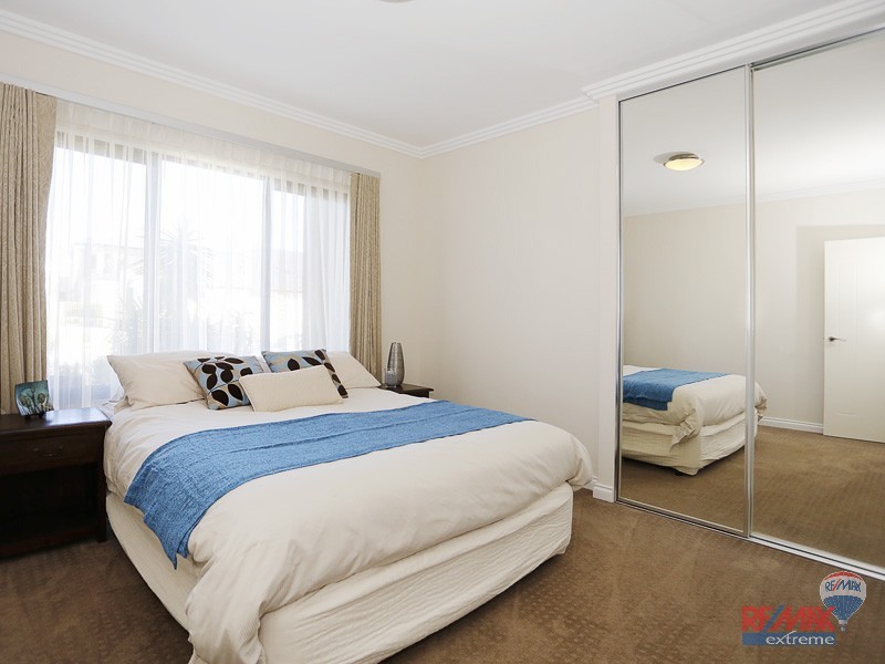 19 Lillico Ave, Burns Beach WA 6028