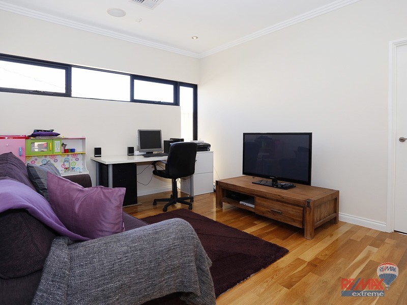 19 Lillico Ave, Burns Beach WA 6028