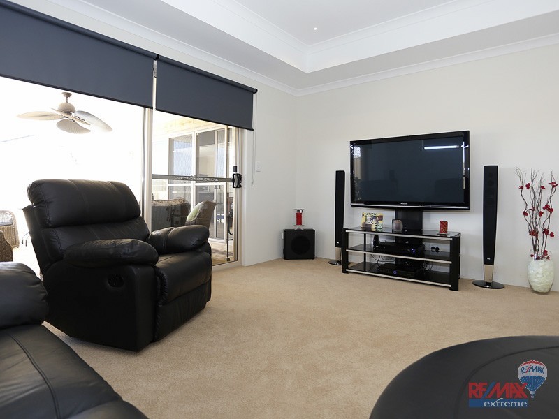 58 Mattingleys Approach, Burns Beach WA 6028