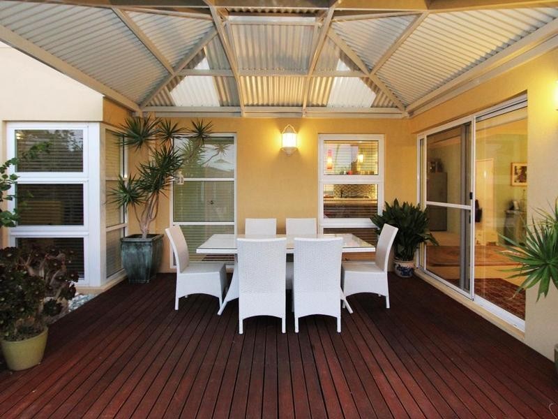 12 La Bianca Vista, Carramar WA 6031