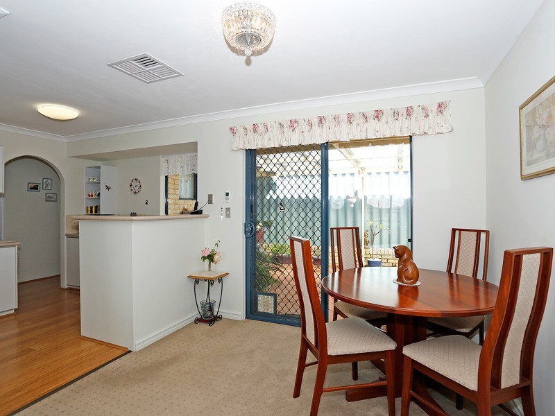 1/10 Langbank Close, Kinross WA 6028