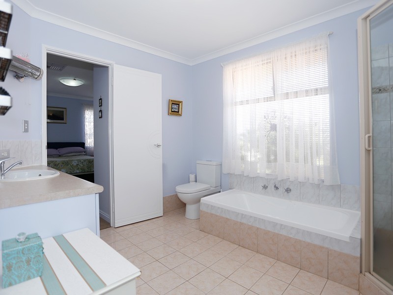 1/10 Langbank Close, Kinross WA 6028