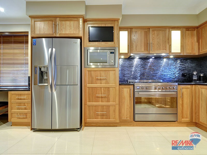 29 East Road, Hocking WA 6065