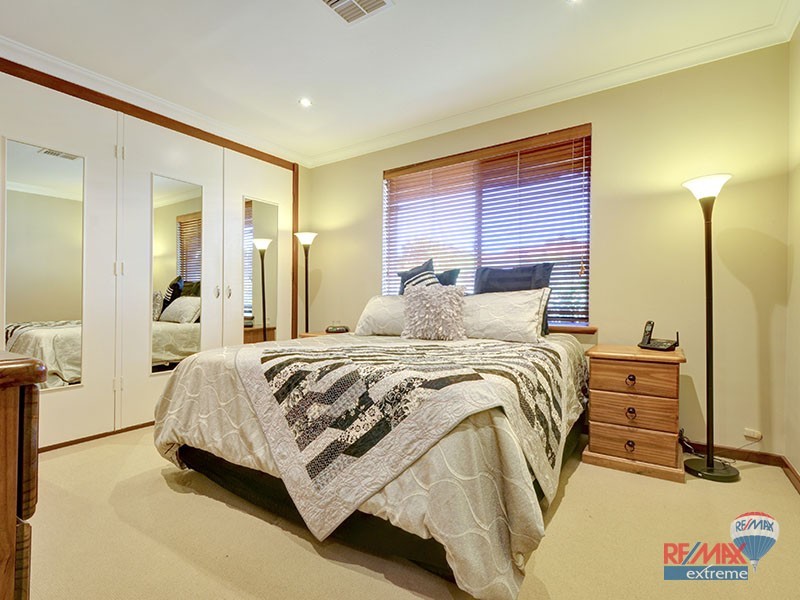 29 East Road, Hocking WA 6065