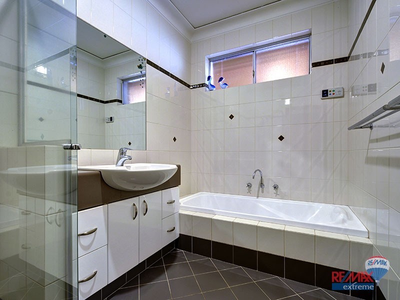 29 East Road, Hocking WA 6065