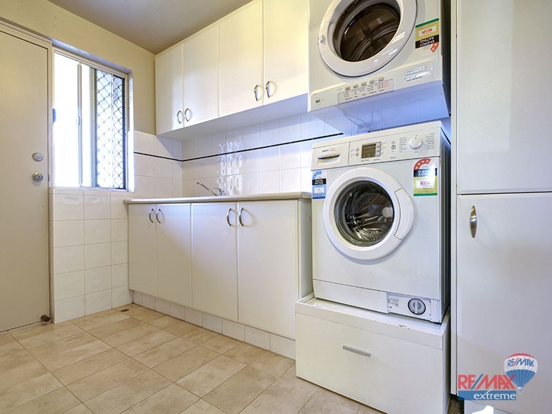 29 East Road, Hocking WA 6065