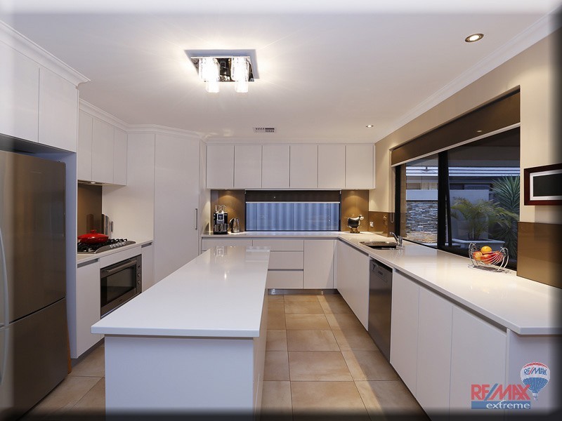 5 Gilford Green, Butler WA 6036