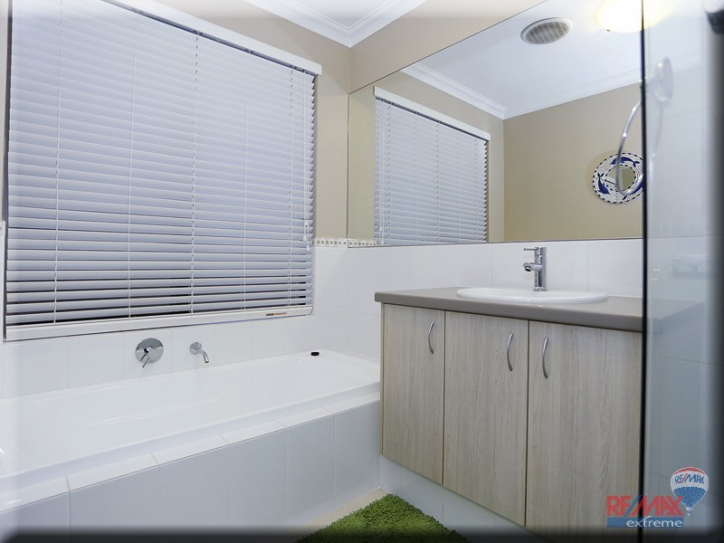 5 Gilford Green, Butler WA 6036