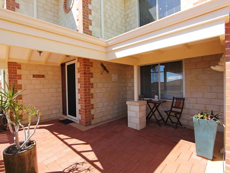 12 Greenholm Court, Kingsley WA 6026