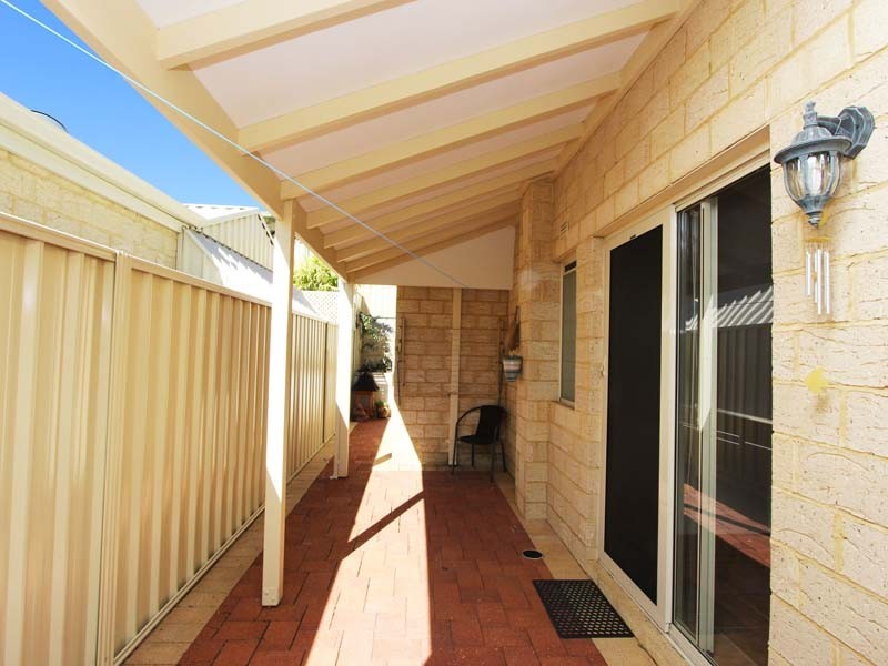 12 Greenholm Court, Kingsley WA 6026