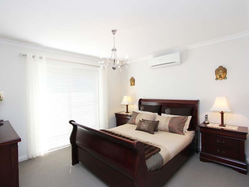 12 Greenholm Court, Kingsley WA 6026