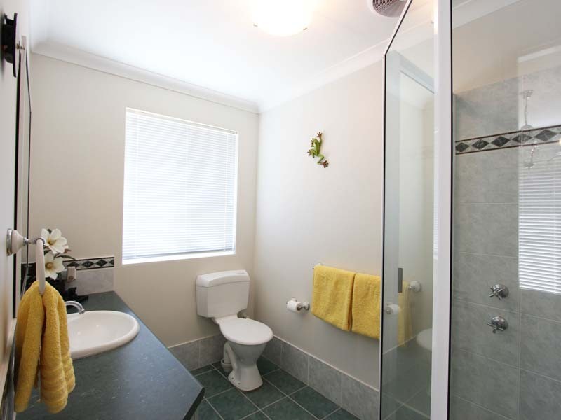 12 Greenholm Court, Kingsley WA 6026