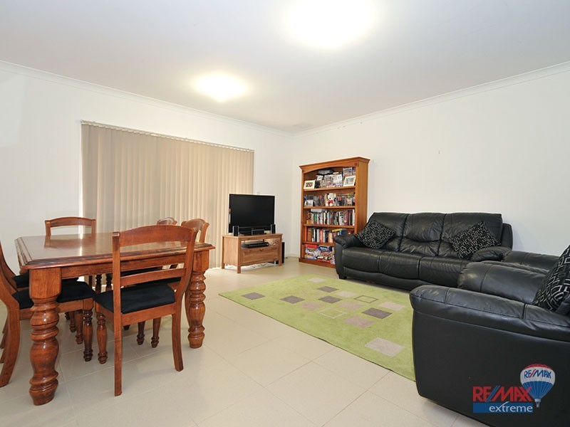 9/40 Kemp Street, Pearsall WA 6065