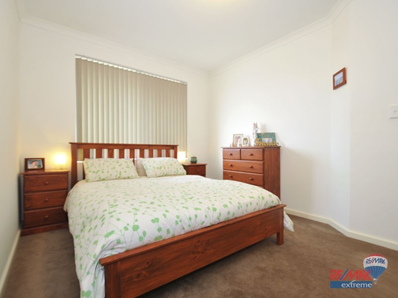 9/40 Kemp Street, Pearsall WA 6065