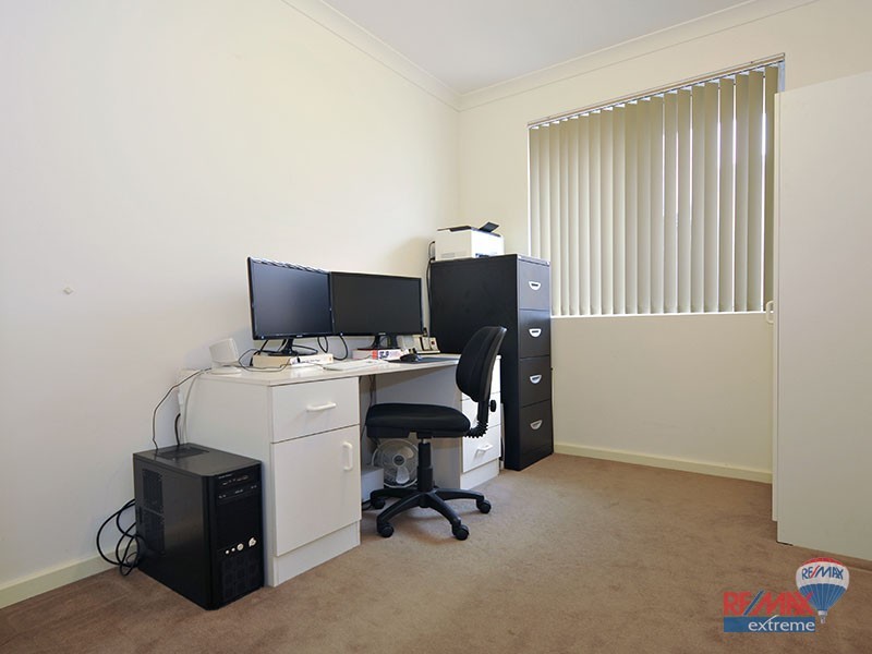 9/40 Kemp Street, Pearsall WA 6065