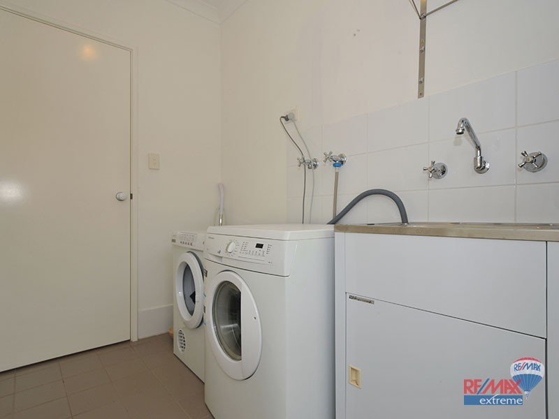 9/40 Kemp Street, Pearsall WA 6065