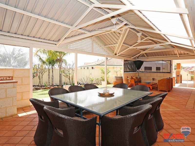 14 Troubridge Retreat, Ocean Reef WA 6027