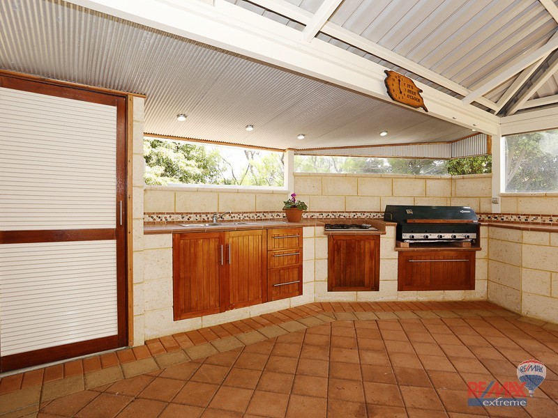 14 Troubridge Retreat, Ocean Reef WA 6027