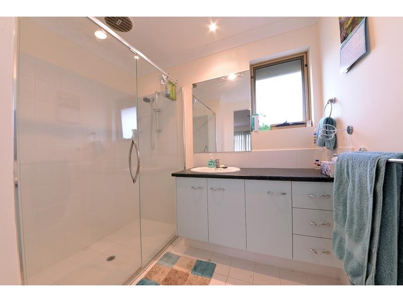 71 Lake Valley Drive, Edgewater WA 6027