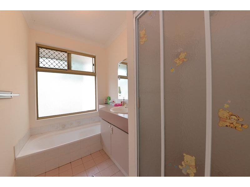 71 Lake Valley Drive, Edgewater WA 6027