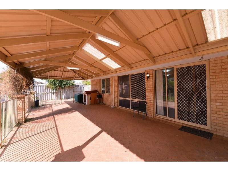 71 Lake Valley Drive, Edgewater WA 6027