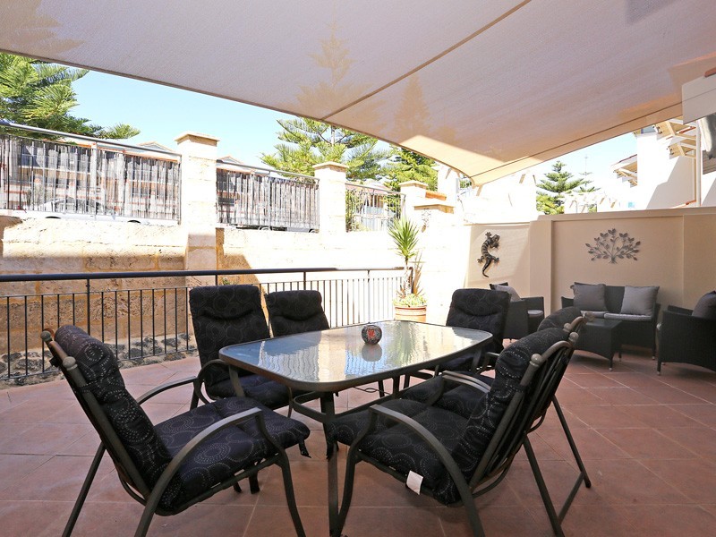 12/14 Itea Place, Mindarie WA 6030