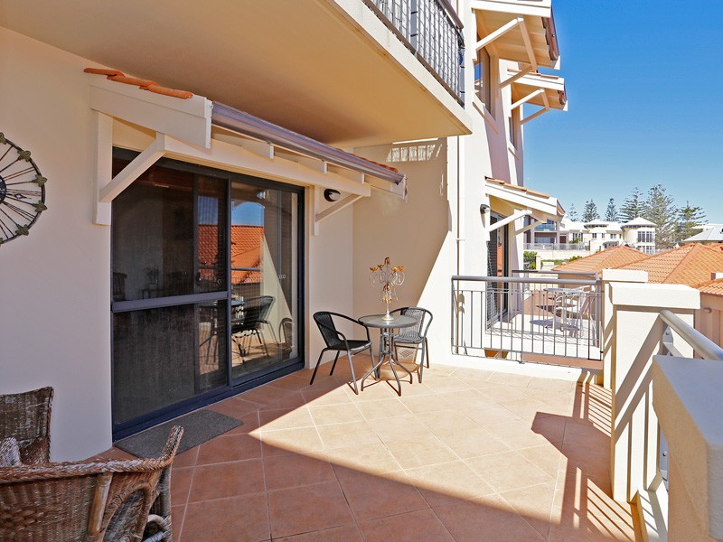 12/14 Itea Place, Mindarie WA 6030