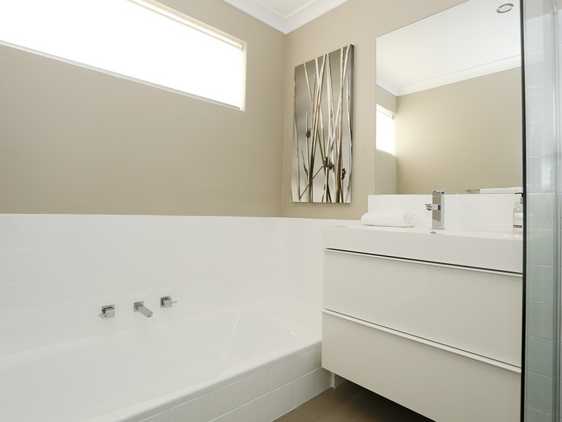 14A White Road, Quinns Rocks WA 6030