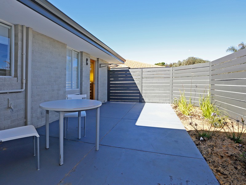 14A White Road, Quinns Rocks WA 6030