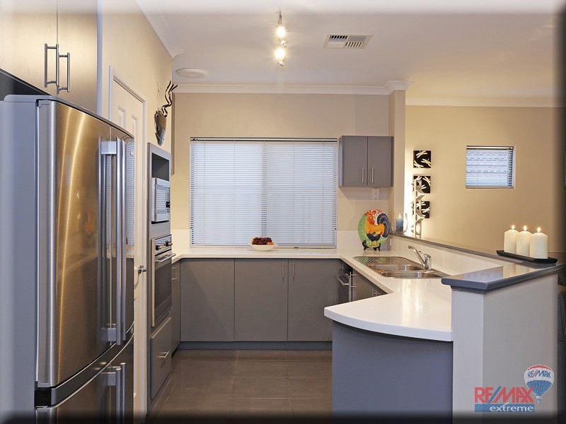 35 Bramshott Approach, Butler WA 6036